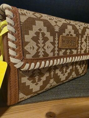Wrangler Brown Patterned Canvas Clutch